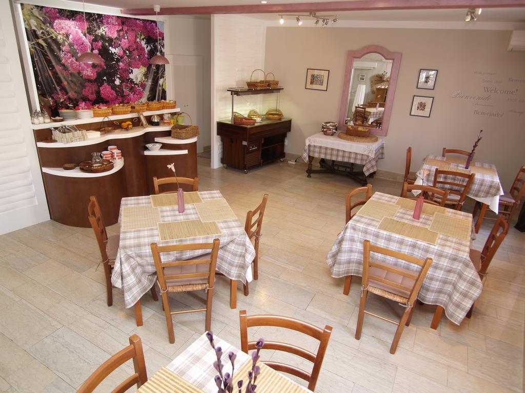 Bed&Breakfast Saturn Veli Losinj Ngoại thất bức ảnh