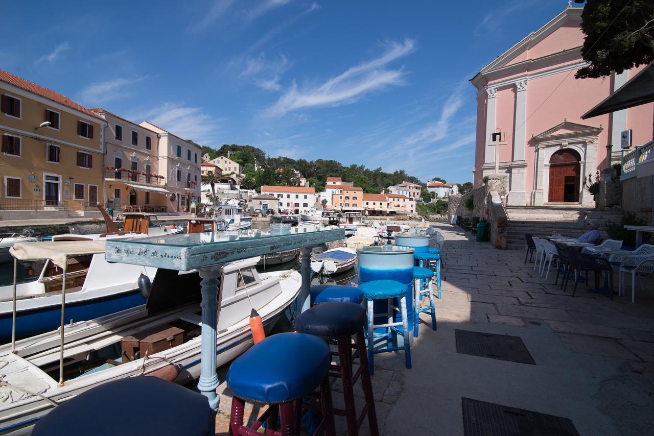 Bed&Breakfast Saturn Veli Losinj Ngoại thất bức ảnh