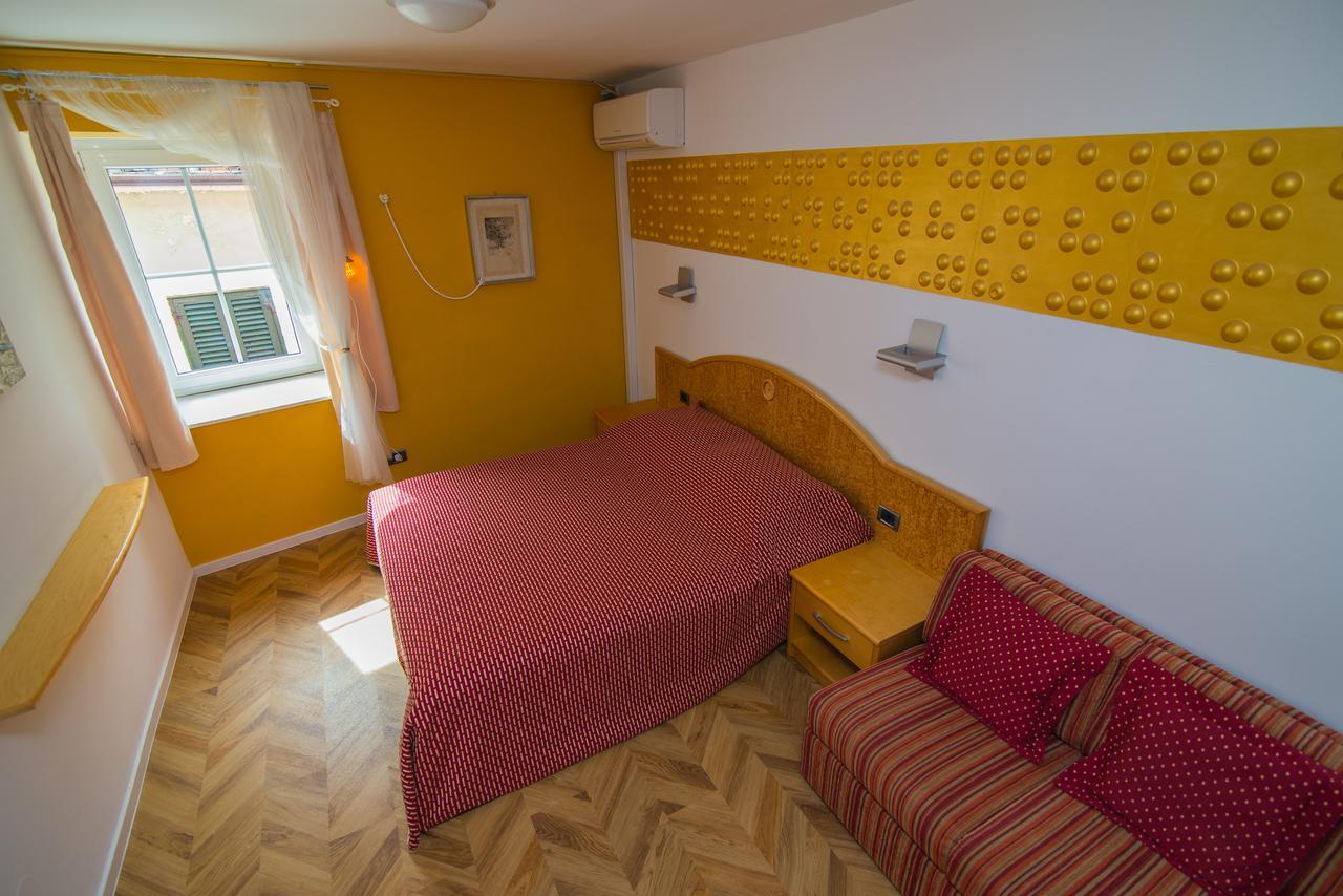 Bed&Breakfast Saturn Veli Losinj Ngoại thất bức ảnh
