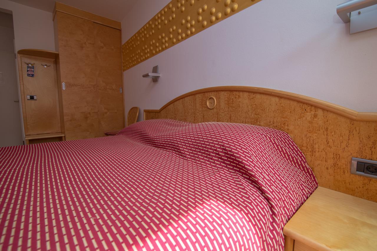 Bed&Breakfast Saturn Veli Losinj Ngoại thất bức ảnh